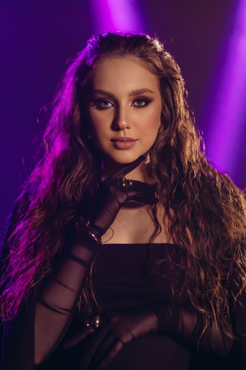 SOFITA singer